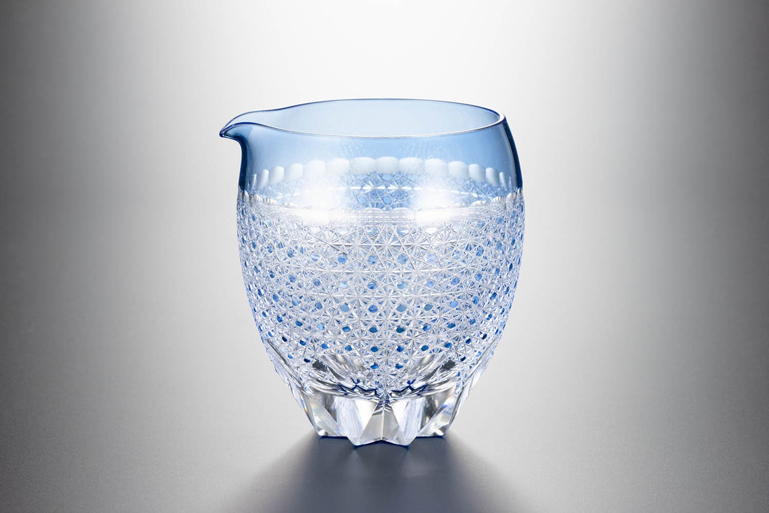 酒注ぎ「菊籠目」