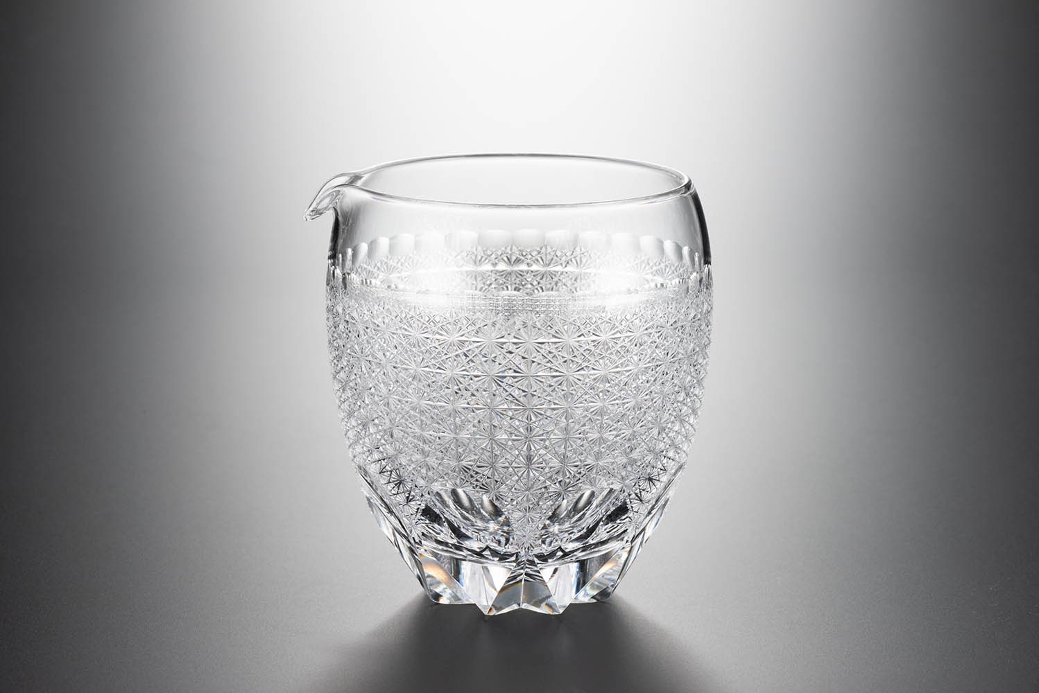 酒注ぎ小「菊繋ぎ」